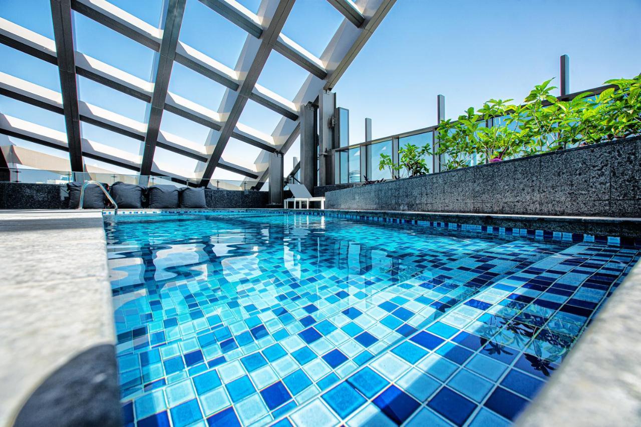 5 Star Sparkle Tower By Swarovski, Dubai Marina Luaran gambar