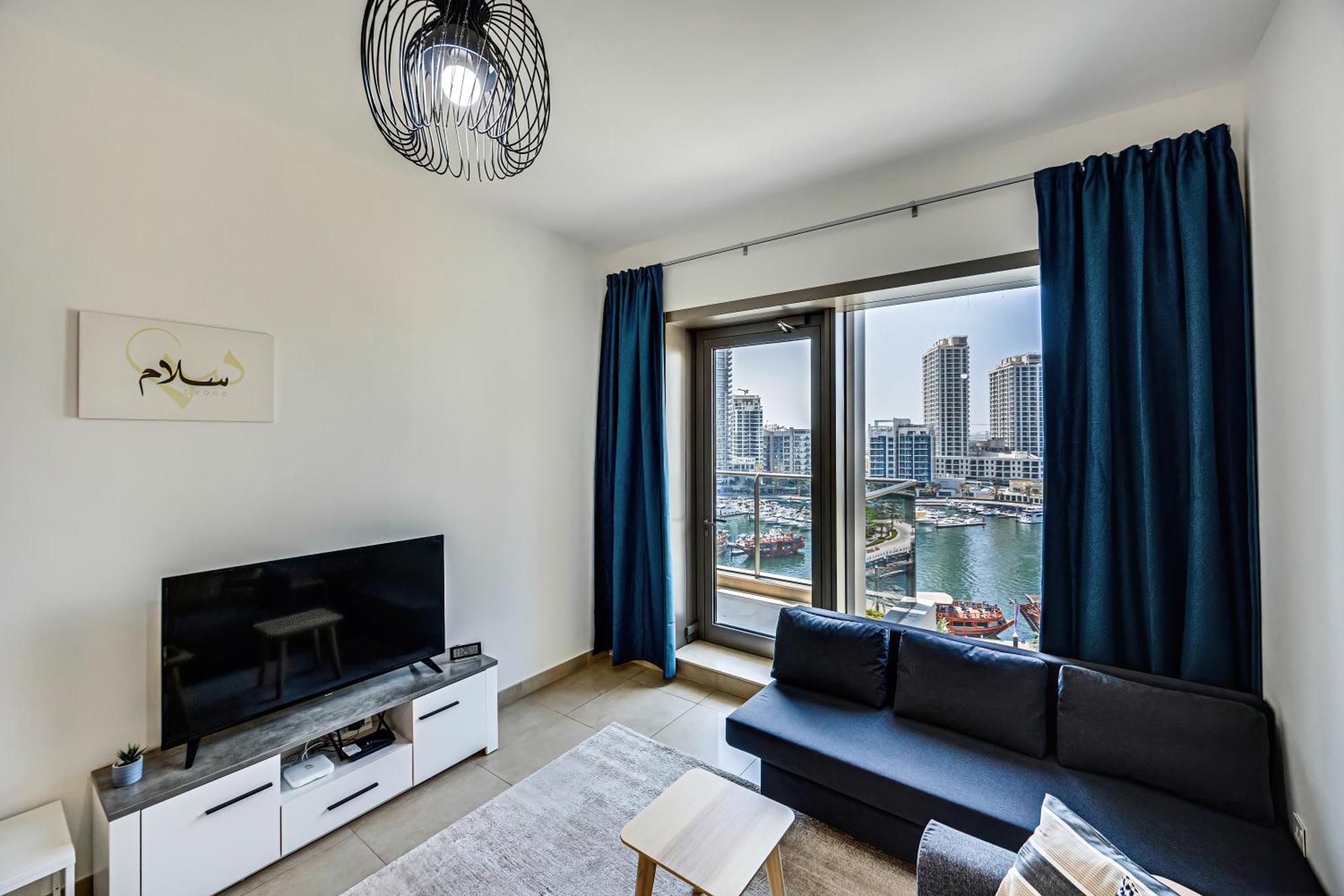 5 Star Sparkle Tower By Swarovski, Dubai Marina Luaran gambar