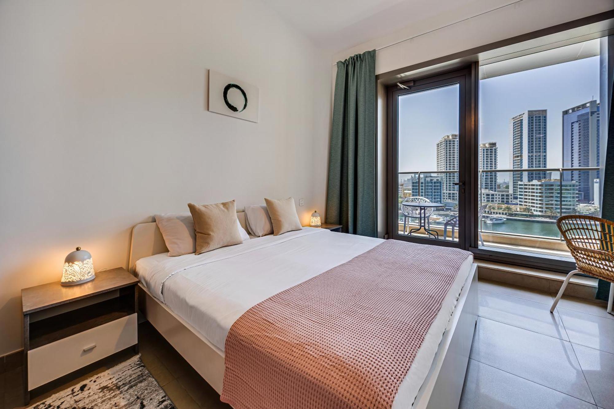5 Star Sparkle Tower By Swarovski, Dubai Marina Luaran gambar